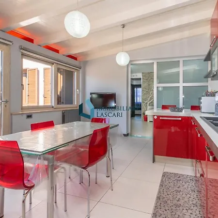 Red Luxury A Pochi Passi Dal Mare Villa